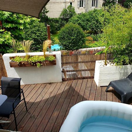 Duplex Avec Spa Et Terrasse En Plein Centre Du Village Saint-Jean-du-Gard Bagian luar foto